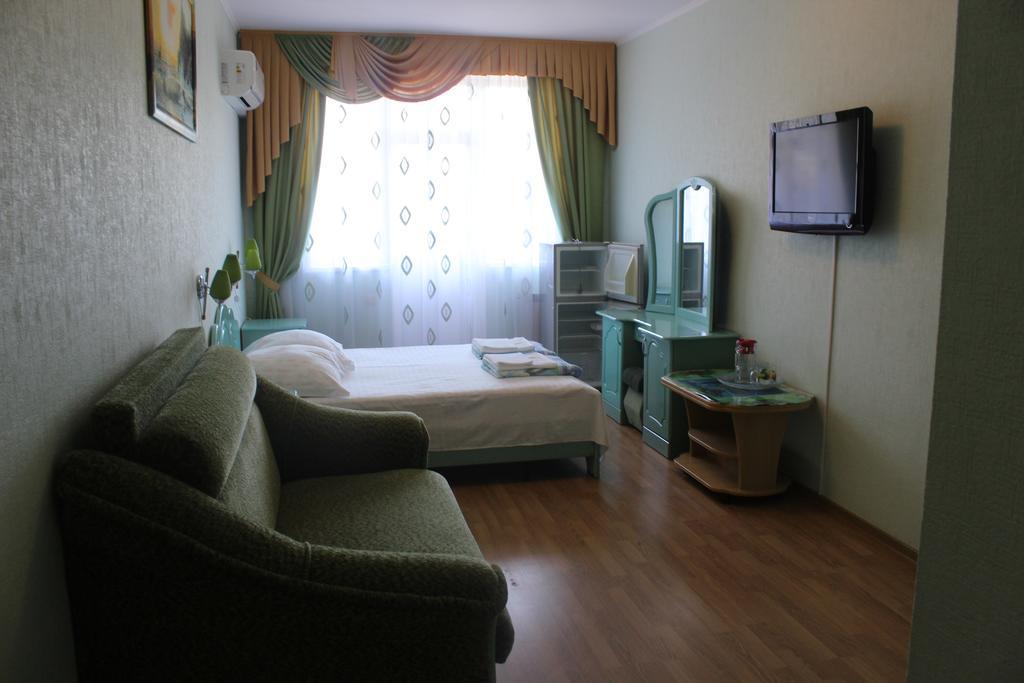 Mini-Hotel Zhemchuzhina 라자레브스코예 외부 사진